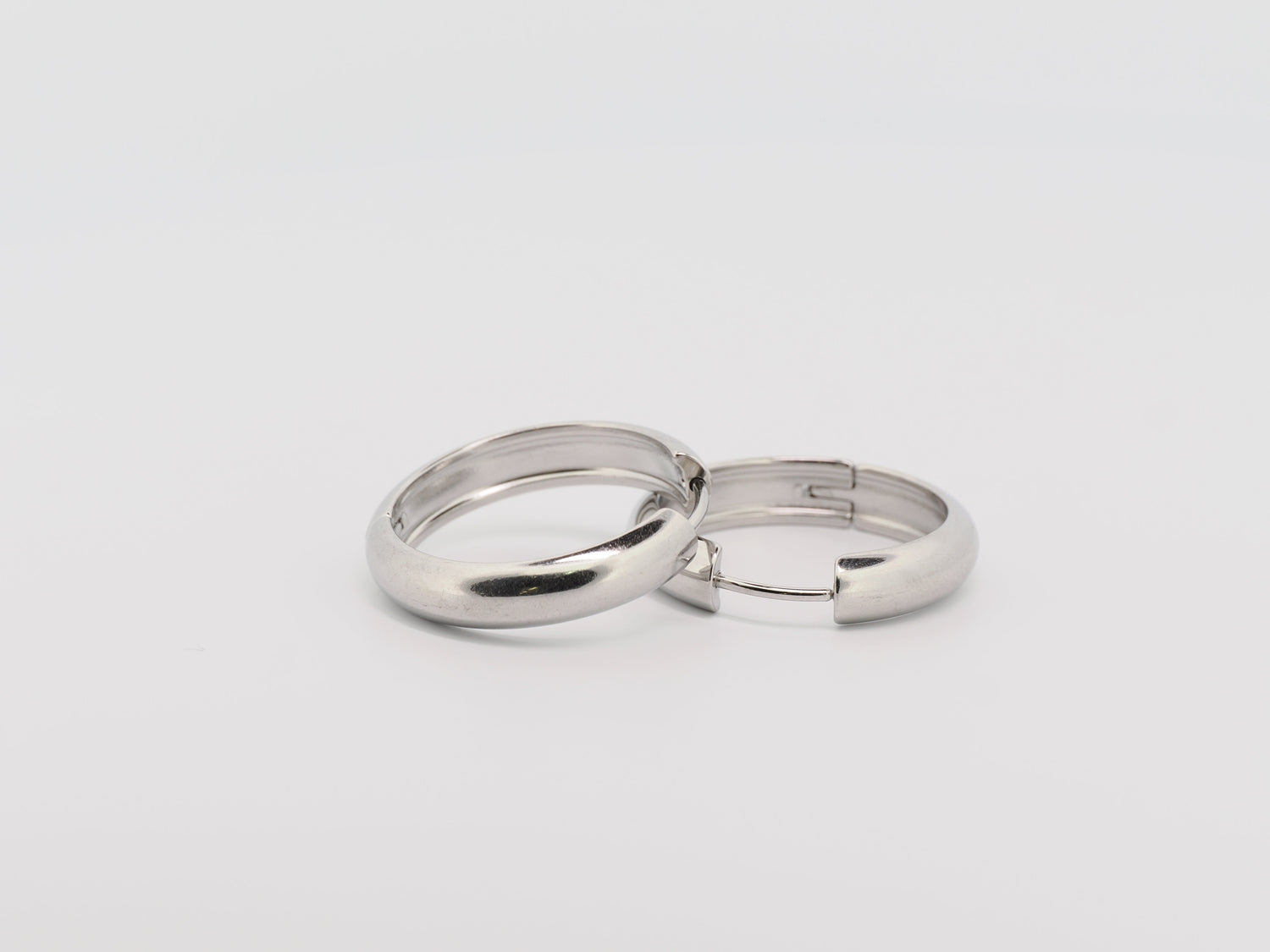 Timeless silver