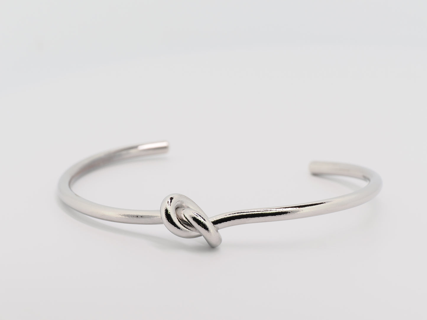 Silver knot