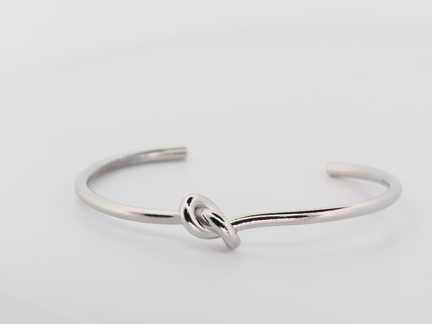 Silver knot