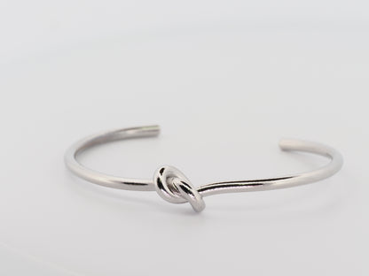 Silver knot